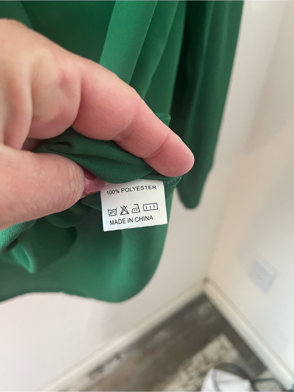 Green V-Neck Long-Sleeve Blouse by Dohia - Picture 5 of 5